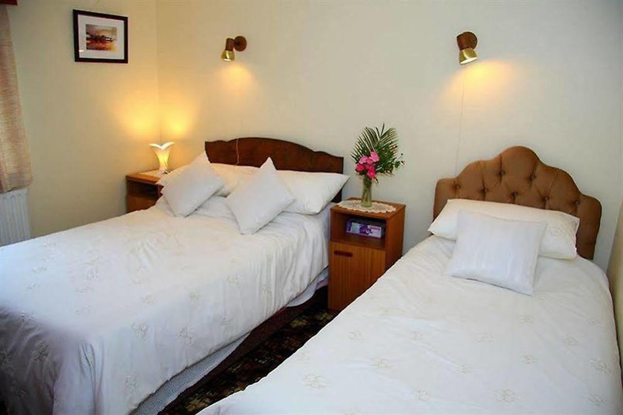 Corrib View Farm Hotel Lisheenanoran Exterior foto